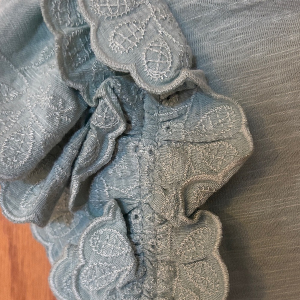NWT Democracy mint Green Ruffle Sleeve Blouse - Picture 5 of 5